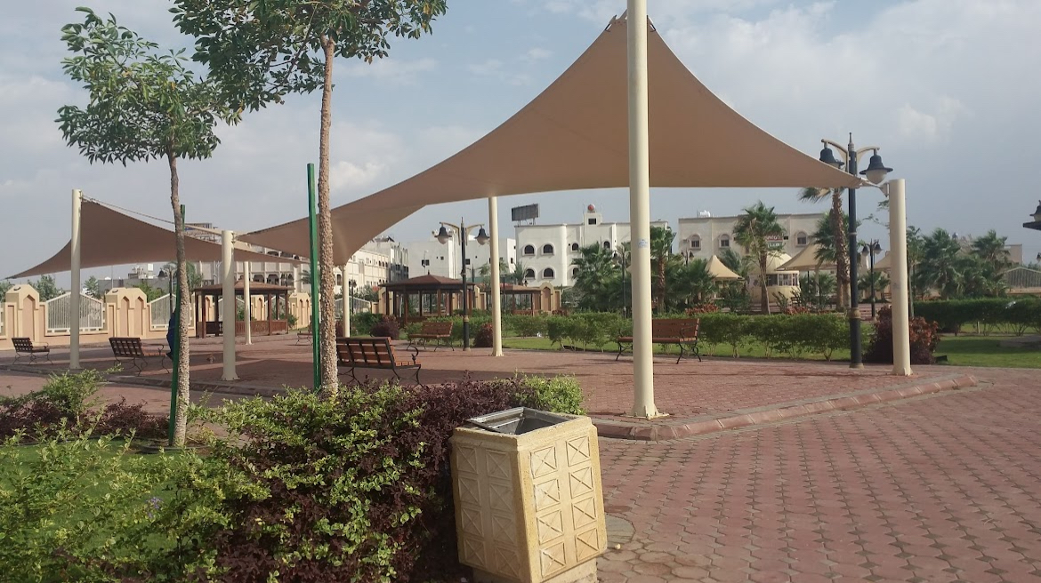 Al Faisaliah garden — photo 1