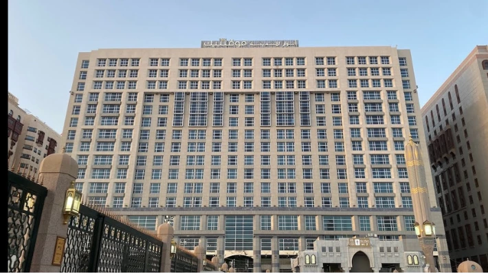 فندق أنوار المدينة موڤنبيك — photo 1