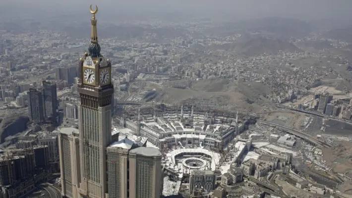 Fairmont Hotel In Makkah Clock Royal Tower