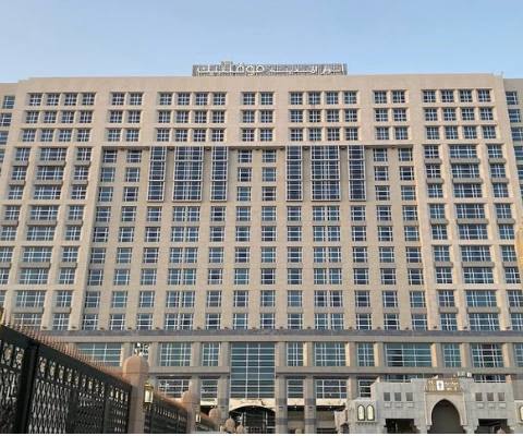 Anwar Al Madinah Mövenpick Hotel — photo 1