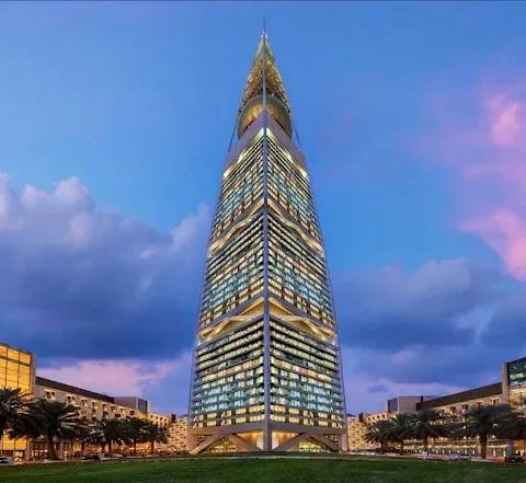 Al Faisaliyah Center Riyadh | Saudi Arabia's First Skyscraper & Luxury Destination — photo 1